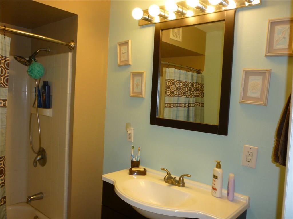6263 Shanghai Road Indianapolis, IN 46278 - Photo 16 of 24 Gallery Image 16