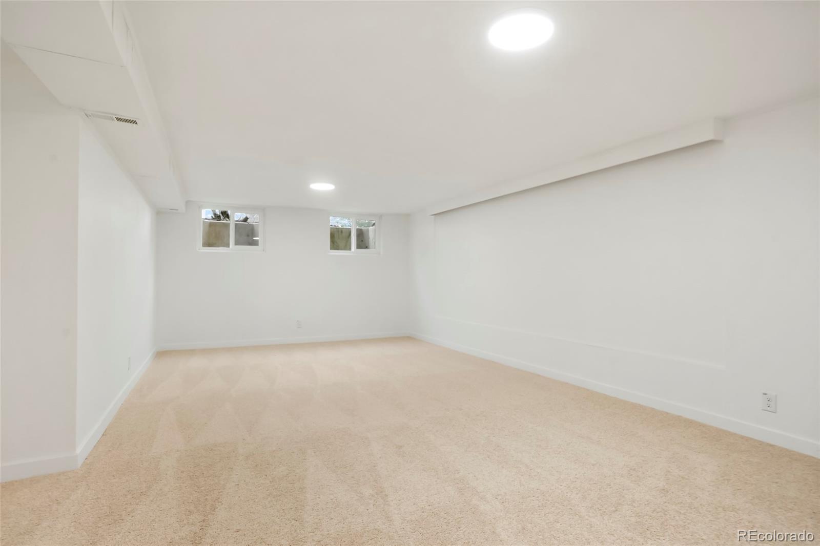 6087 South Elizabeth Way Centennial, CO 80121 - Photo 16 of 36