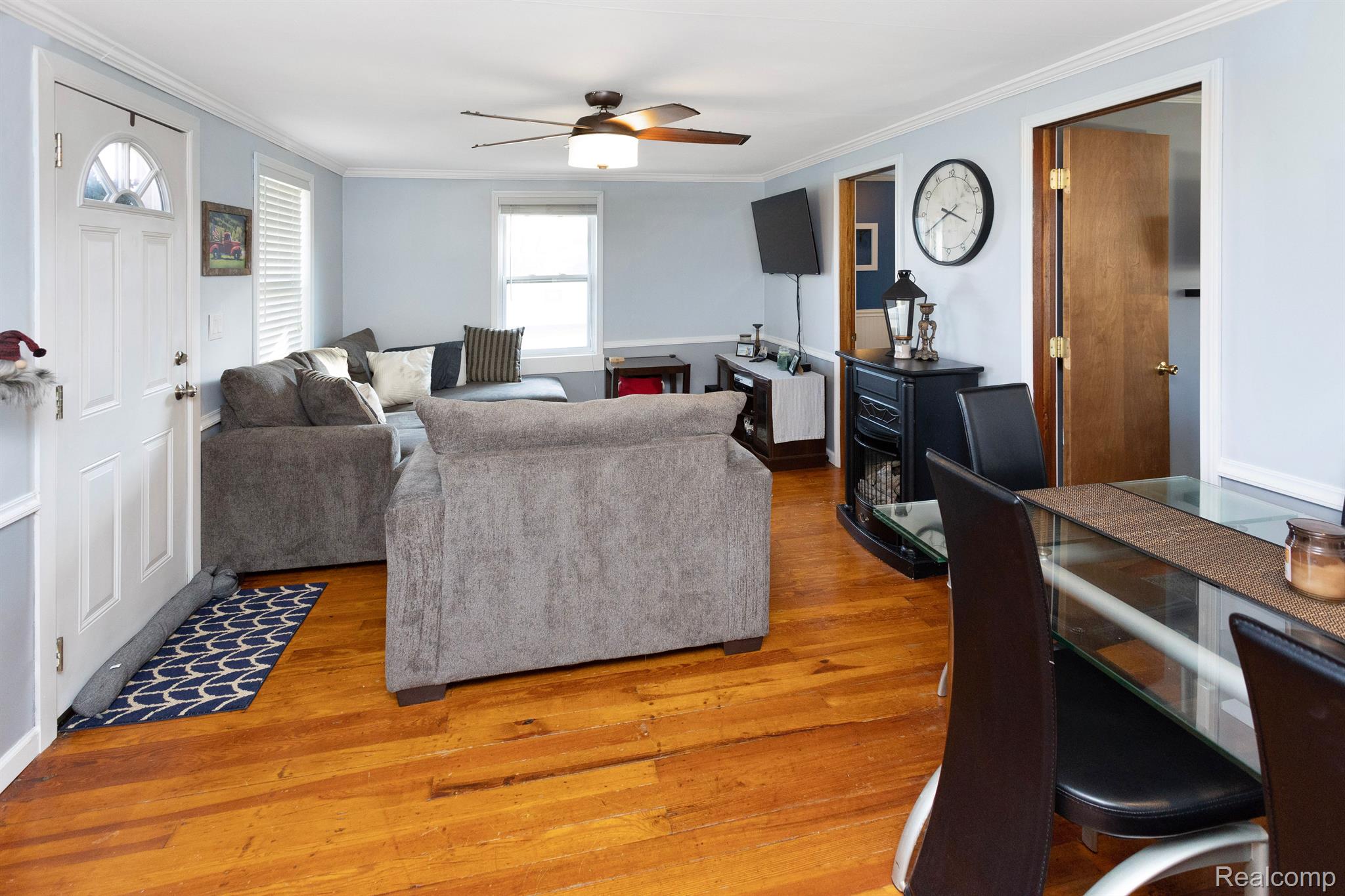 3812 Cone Avenue Rochester, MI 48309 - Photo 3 of 18 Gallery Image 3