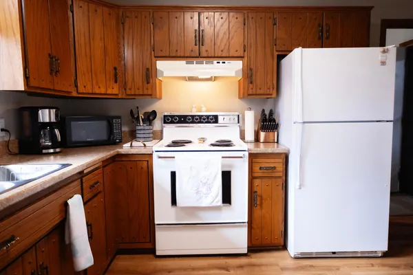 $279,900 | 1208 Bridgeport Lane Northwest, Alexandria, MN 56308