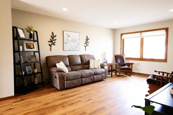 $279,900 | 1208 Bridgeport Lane Northwest, Alexandria, MN 56308