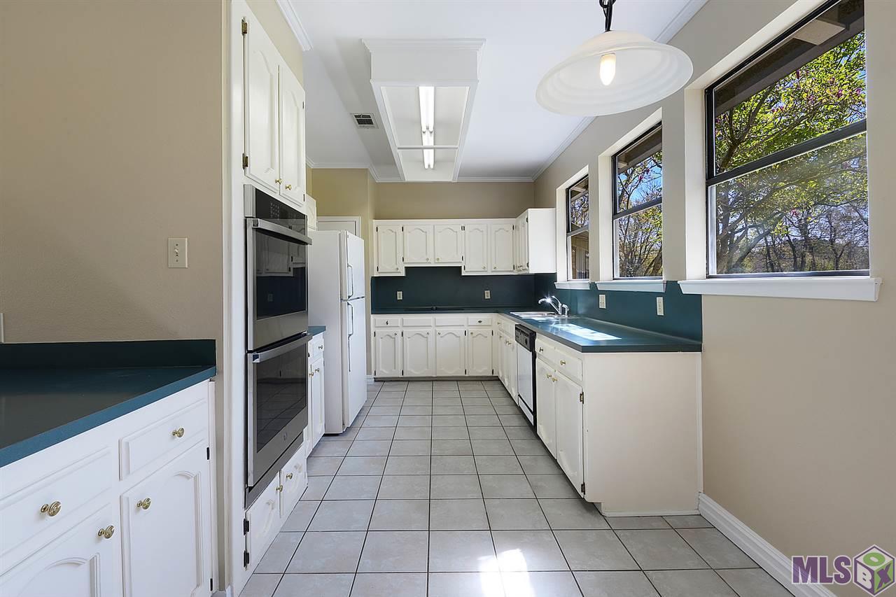 5645 Bayou Paul Road St. Gabriel, LA 70776 - Photo 5 of 16 Kitchen