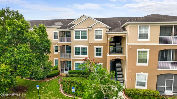 $1,550 | 7990 Baymeadows Road East, Unit 410, Jacksonville, FL 32256