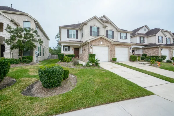 $1,995 | 16102 Limestone Lake Drive, Tomball, TX 77377