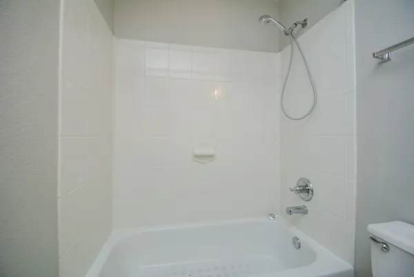 $1,995 | 16102 Limestone Lake Drive, Tomball, TX 77377