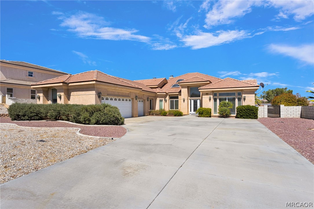 16233 Ridge View Drive Apple Valley, CA 92307 - Photo 3 of 60