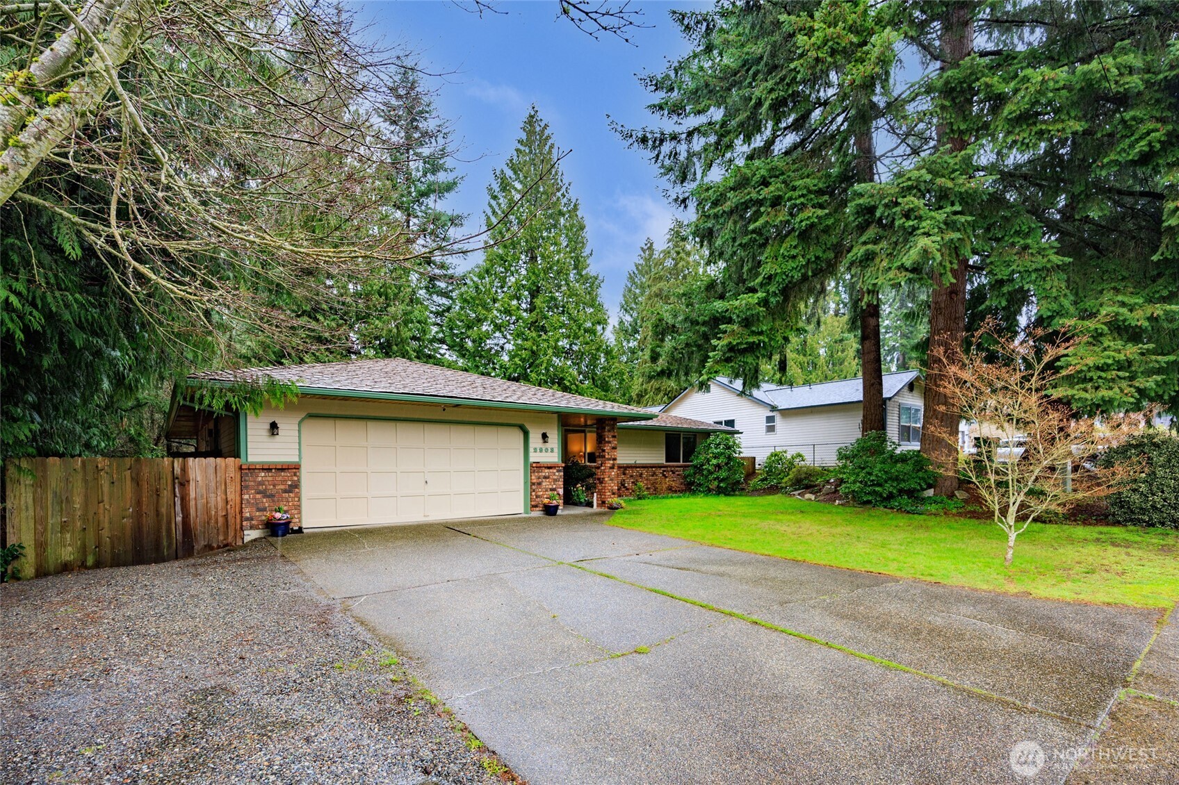 2903 168th Street Southeast Bothell, WA 98012 - Photo 3 of 40