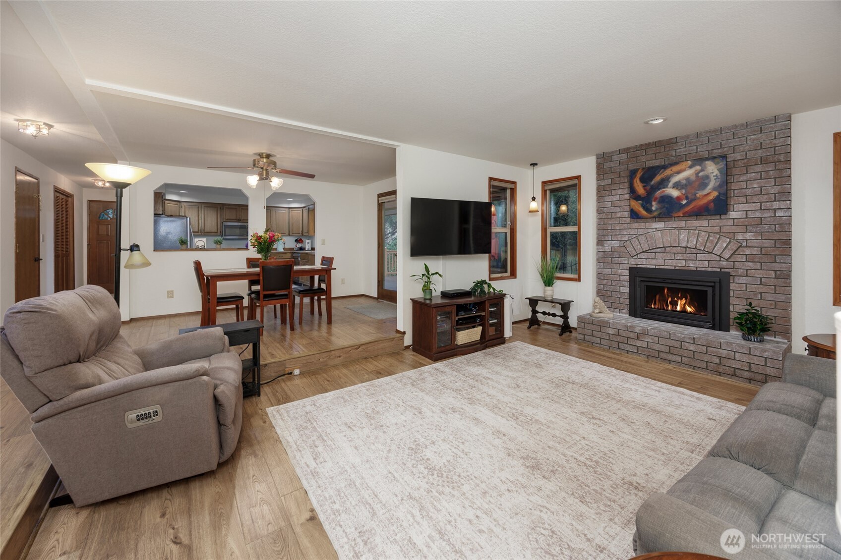 2903 168th Street Southeast Bothell, WA 98012 - Photo 8 of 40