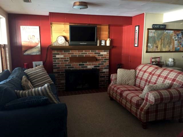 9790 Center Road Traverse City, MI 49686 - Photo 15 of 28 1820162-14.JPG