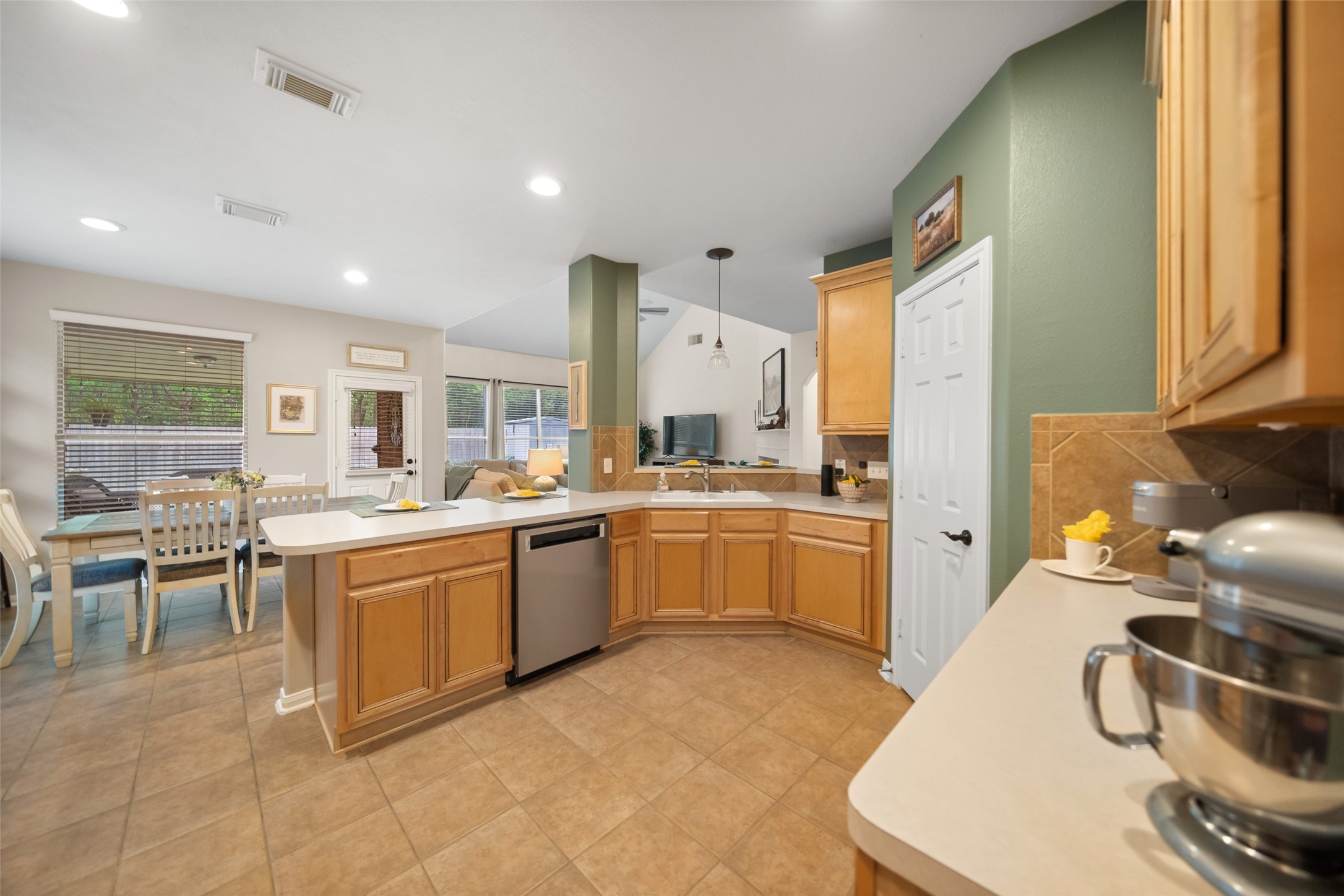 18118 Outback Lakes Trail Humble, TX 77346 - Photo 23 of 50