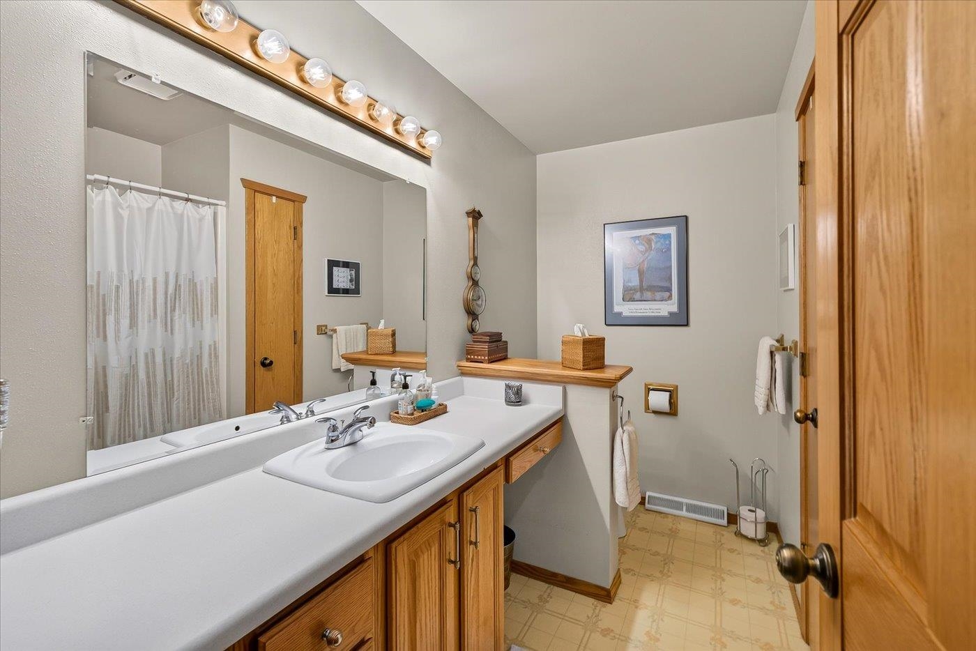 3202 Coventry Trail Madison, WI 53713 - Photo 24 of 39