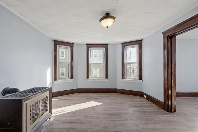 $739,900 | 49 South Street, Worcester, MA 01604