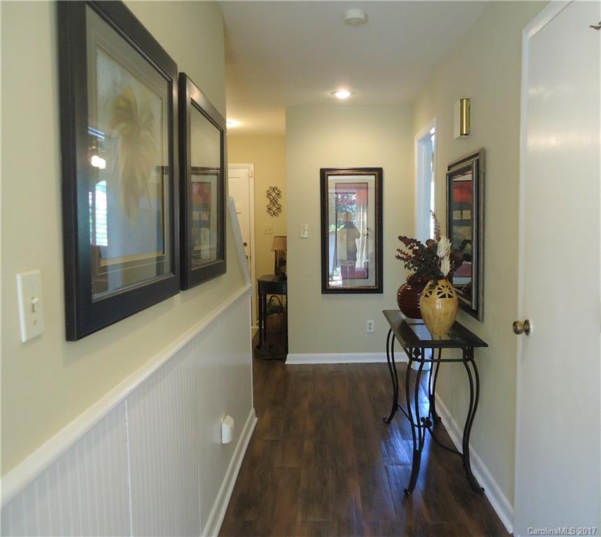 5809 Sharon Road, Unit C Charlotte, NC 28210 - Photo 3 of 21 Gallery Image 3