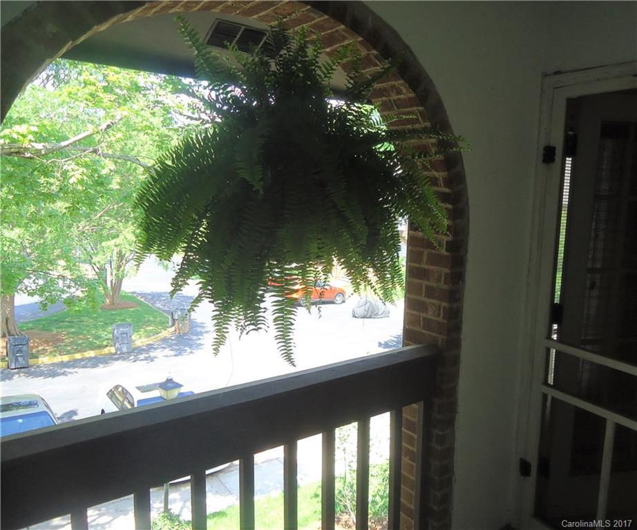 5809 Sharon Road, Unit C Charlotte, NC 28210 - Photo 10 of 21 Gallery Image 10