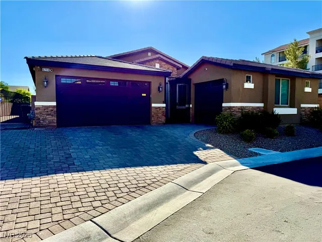 $3,500 | 6298 Starflare Street, Las Vegas, NV 89148