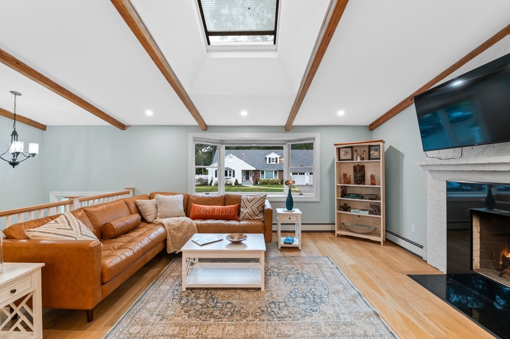 3 Pasture Road Beverly, MA 01915 - Photo 4 of 35 Gallery Image 4
