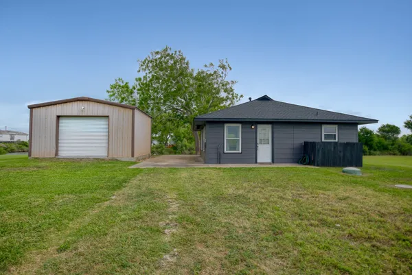 $159,900 | 5131 County Road 868 East, Brazoria, TX 77422