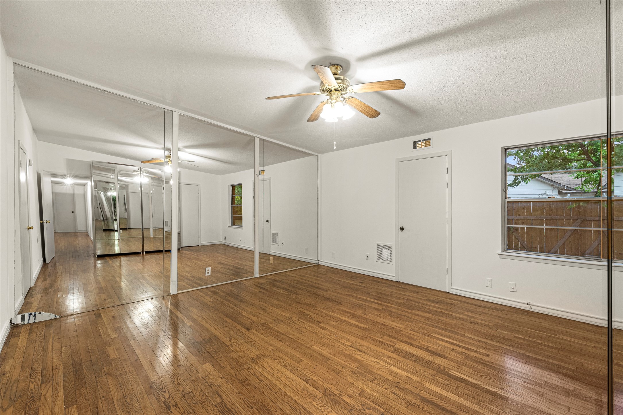 2927 Rockyridge Drive Houston, TX 77063 - Photo 15 of 34 a view of a livingroom with wooden floor