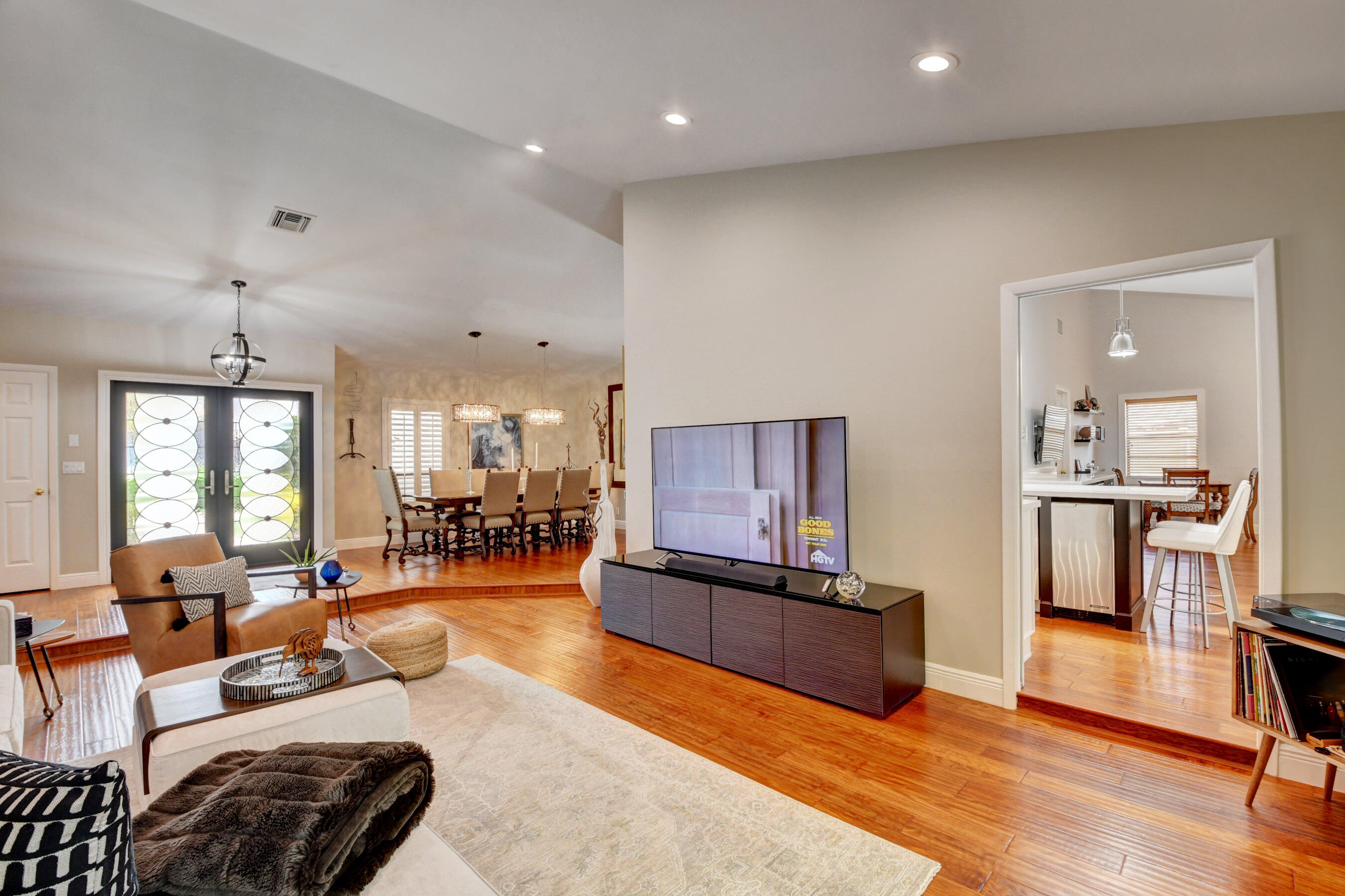 1554 Southwest 6th Terrace Boca Raton, FL 33486 - Photo 12 of 68 Living Room