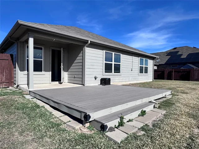 $1,995 | 300 Colthorpe Lane, Hutto, TX 78634