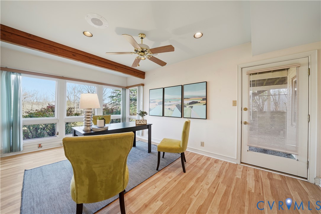 805 Rockford Road Manakin-Sabot, VA 23103 - Photo 25 of 46 a dining room with furniture a chandelier and wooden floor