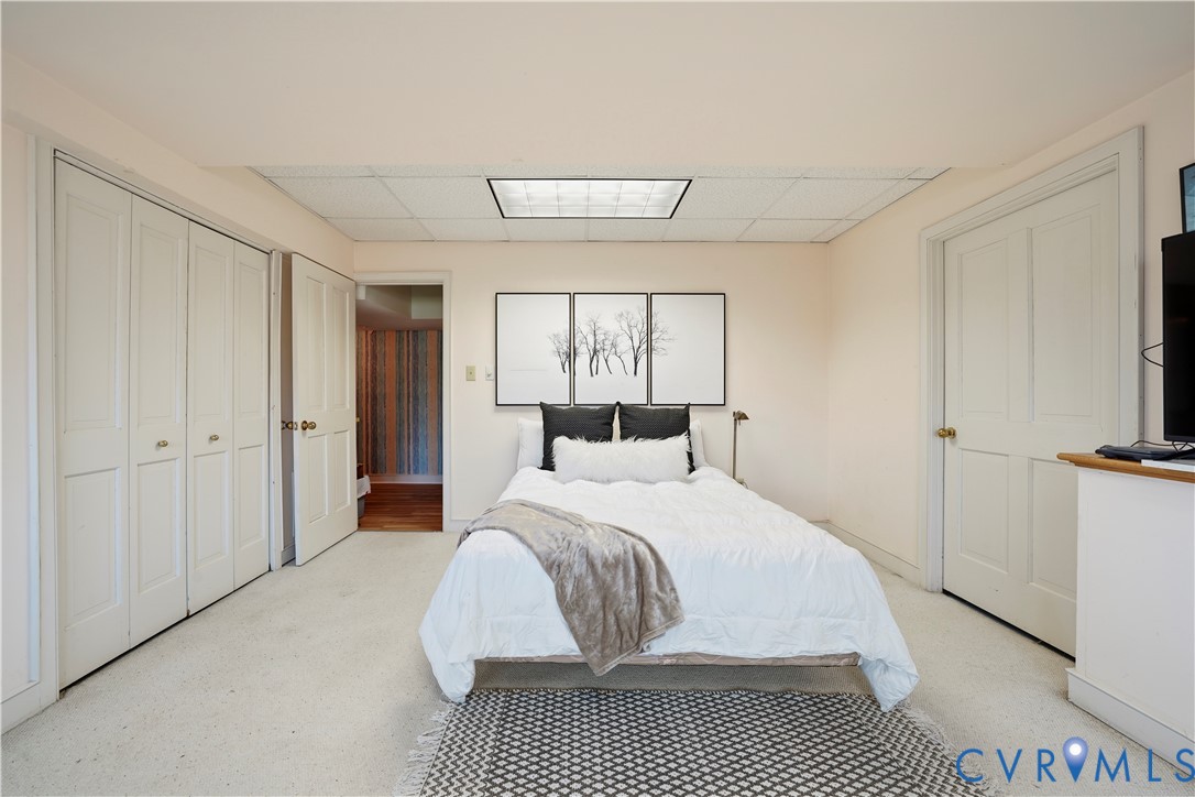 805 Rockford Road Manakin-Sabot, VA 23103 - Photo 36 of 46 a bedroom with a bed and a window