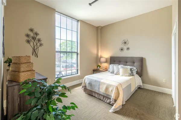 $2,800 | 11 Eagle Street, Unit 162, Providence, RI 02908
