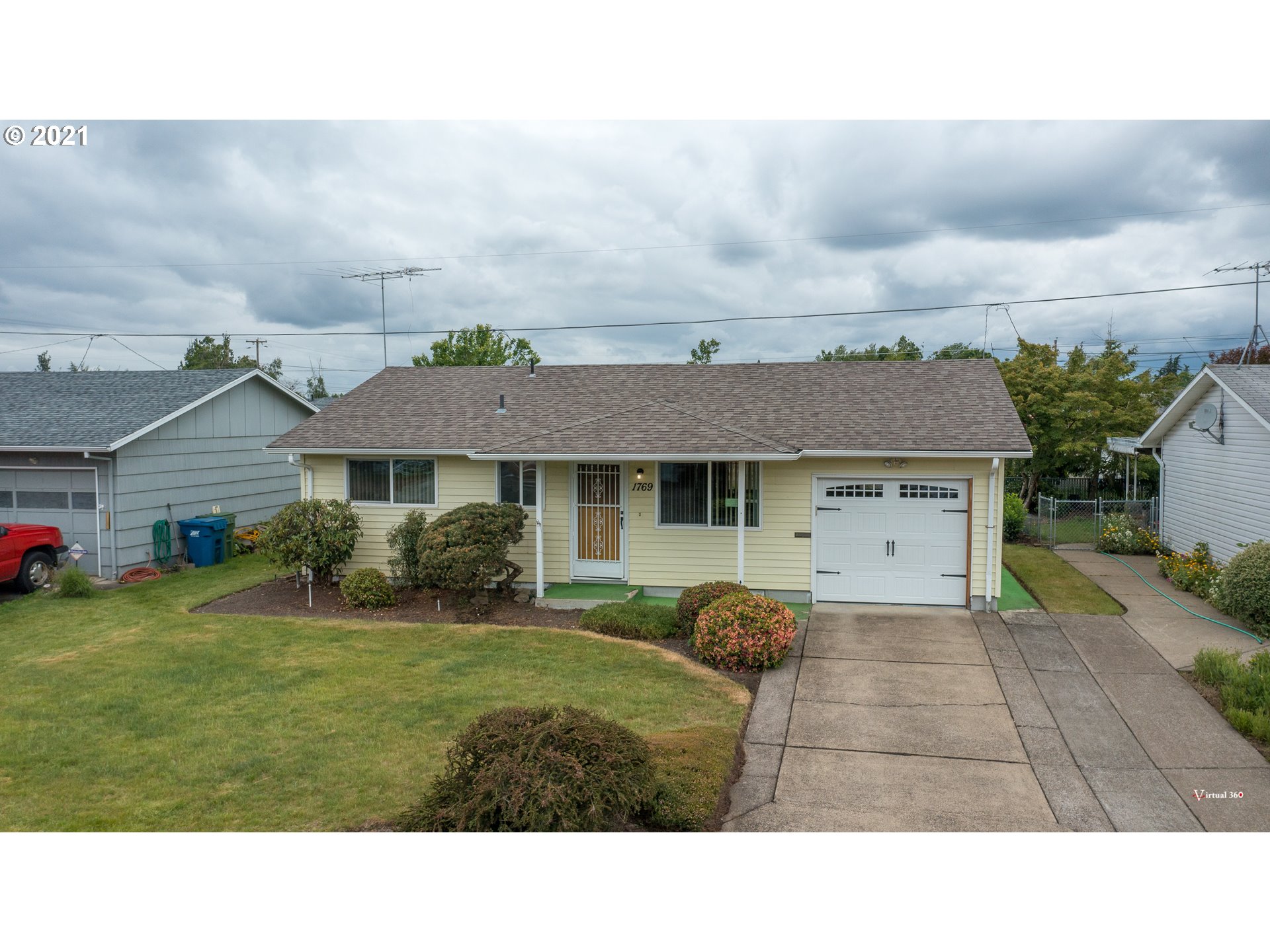 1769 Thompson Road Woodburn, OR 97071 - Photo 12 of 17 Gallery Image 12