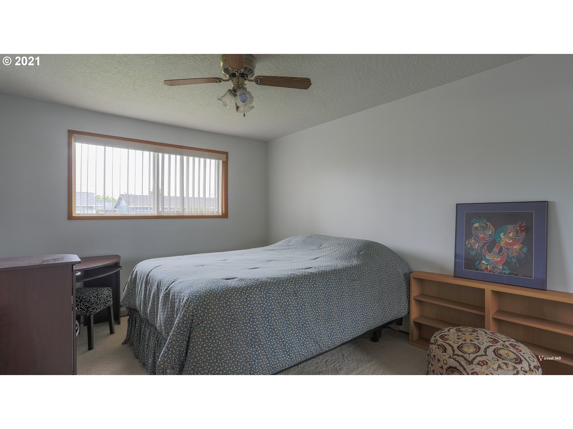 1769 Thompson Road Woodburn, OR 97071 - Photo 5 of 17 Gallery Image 5