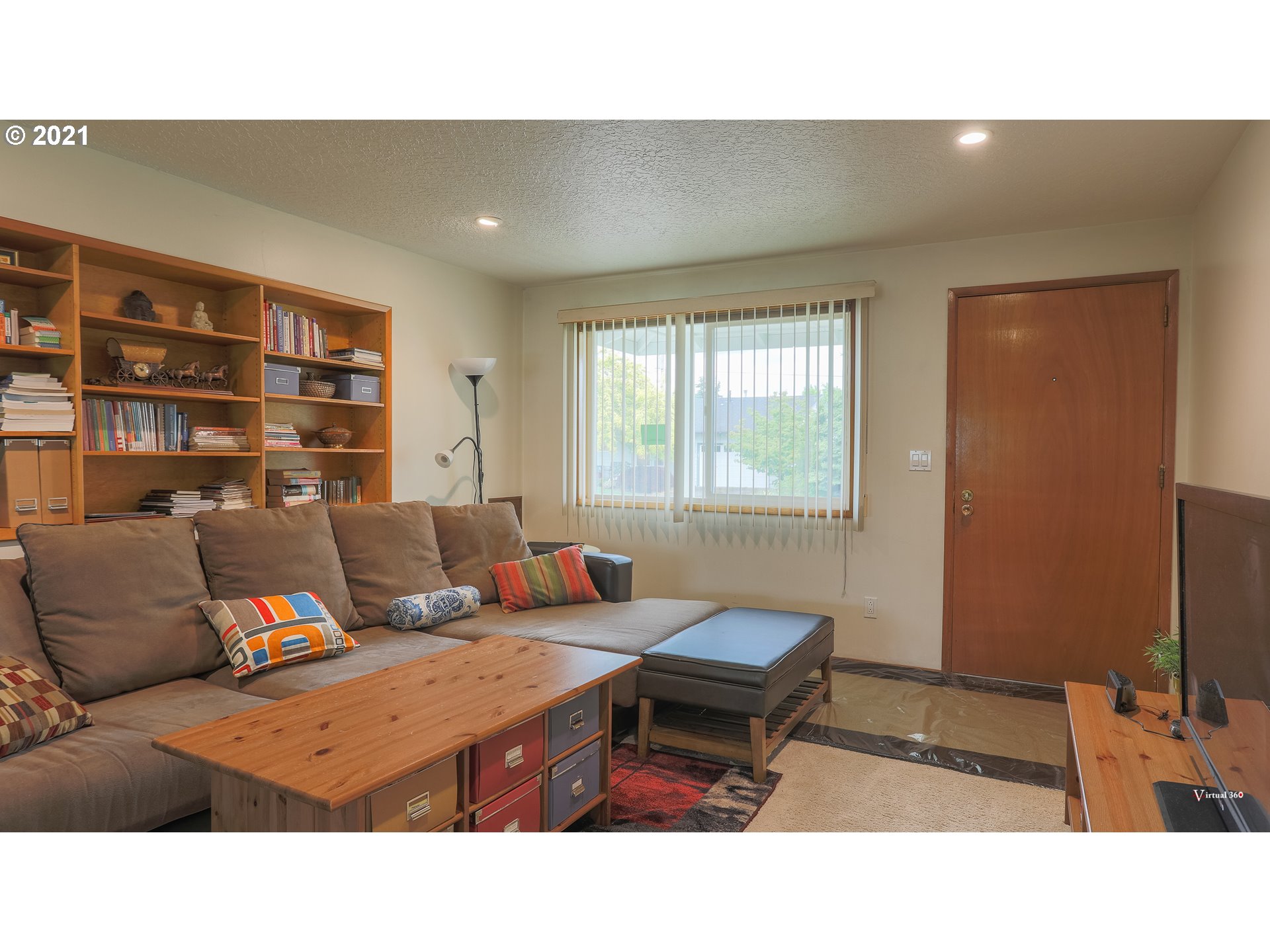 1769 Thompson Road Woodburn, OR 97071 - Photo 7 of 17 Gallery Image 7