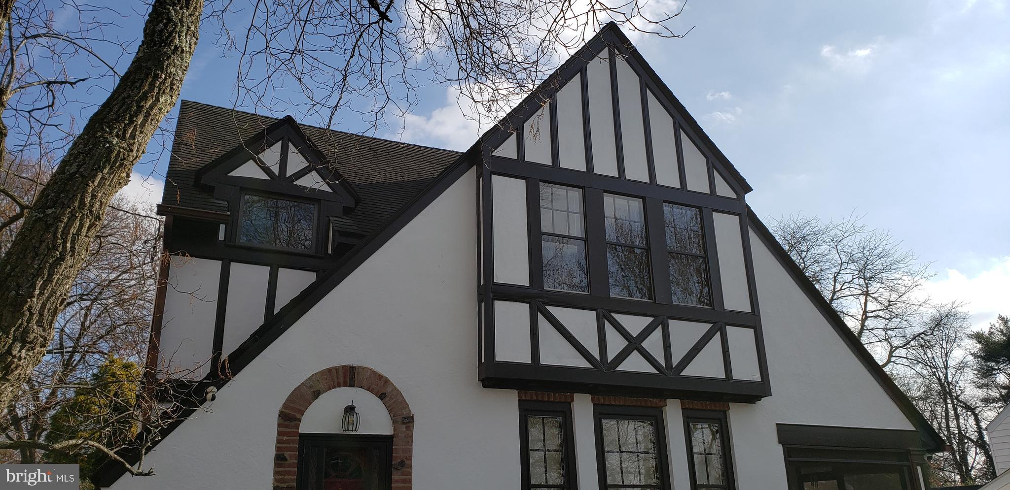 116 Renfrew Avenue Trenton, NJ 08618 - Photo 3 of 36 Front exterior - close up