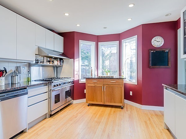 85 Wolcott Road Brookline, MA 02467 - Photo 15 of 29