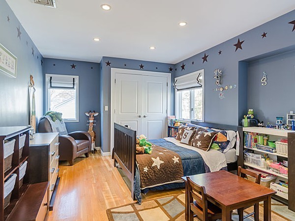 85 Wolcott Road Brookline, MA 02467 - Photo 16 of 29
