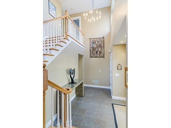85 Wolcott Road Brookline, MA 02467 - Photo 6 of 29