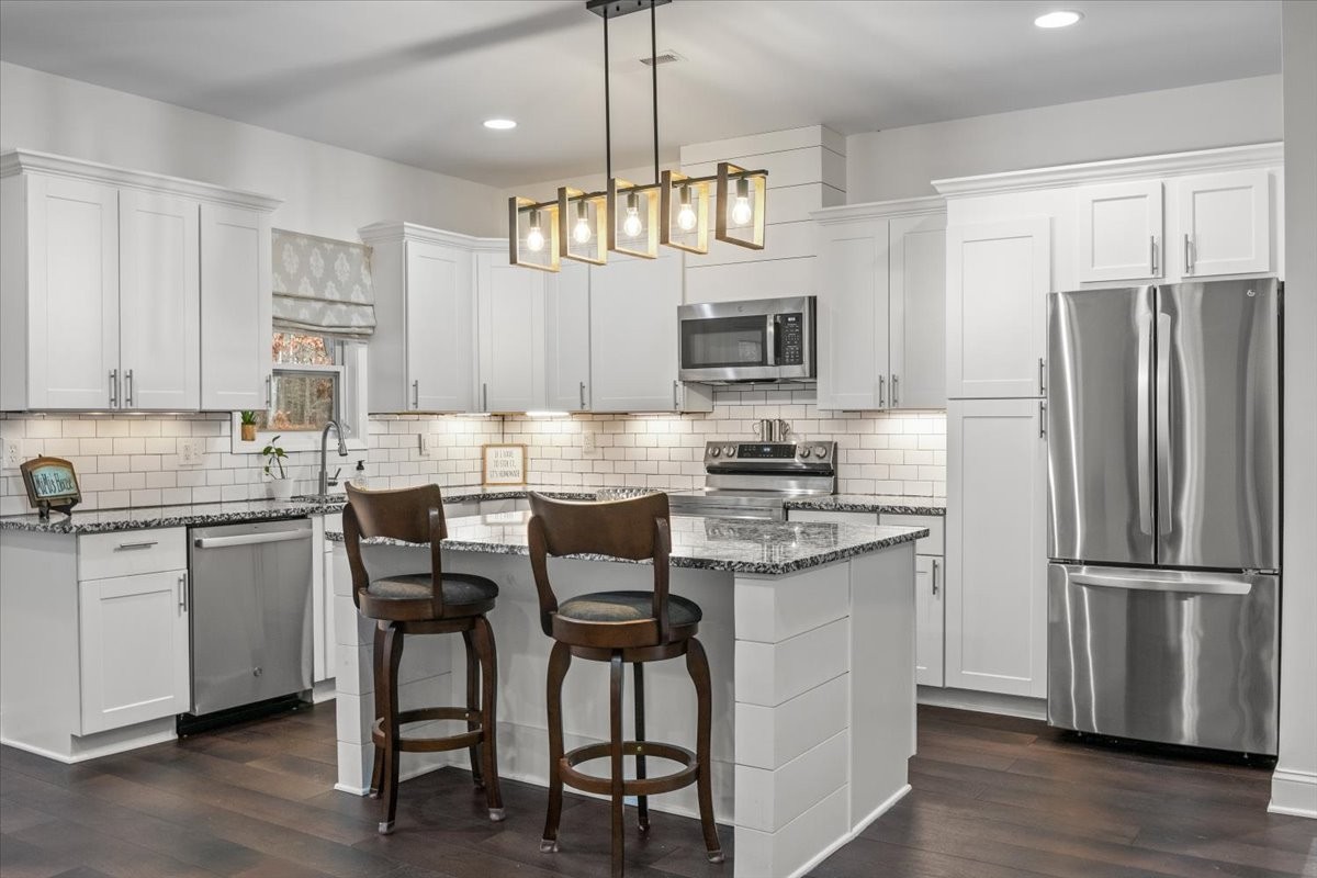 8011 Valley Road Nunnelly, TN 37137 - Photo 11 of 42