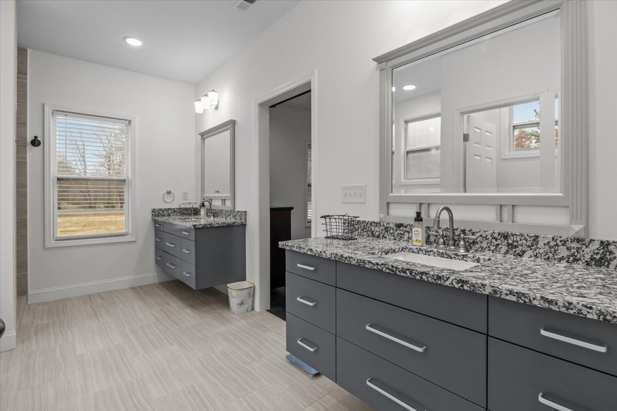 8011 Valley Road Nunnelly, TN 37137 - Photo 20 of 42