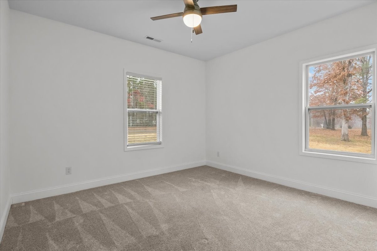 8011 Valley Road Nunnelly, TN 37137 - Photo 28 of 42