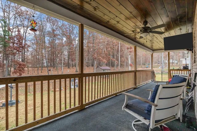 $469,995 | 8011 Valley Road, Nunnelly, TN 37137