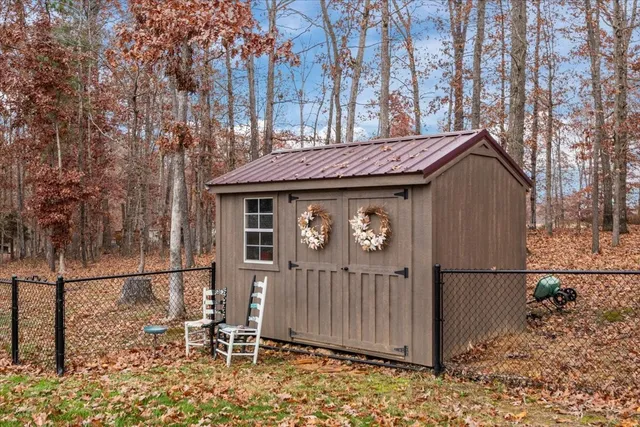 $469,995 | 8011 Valley Road, Nunnelly, TN 37137