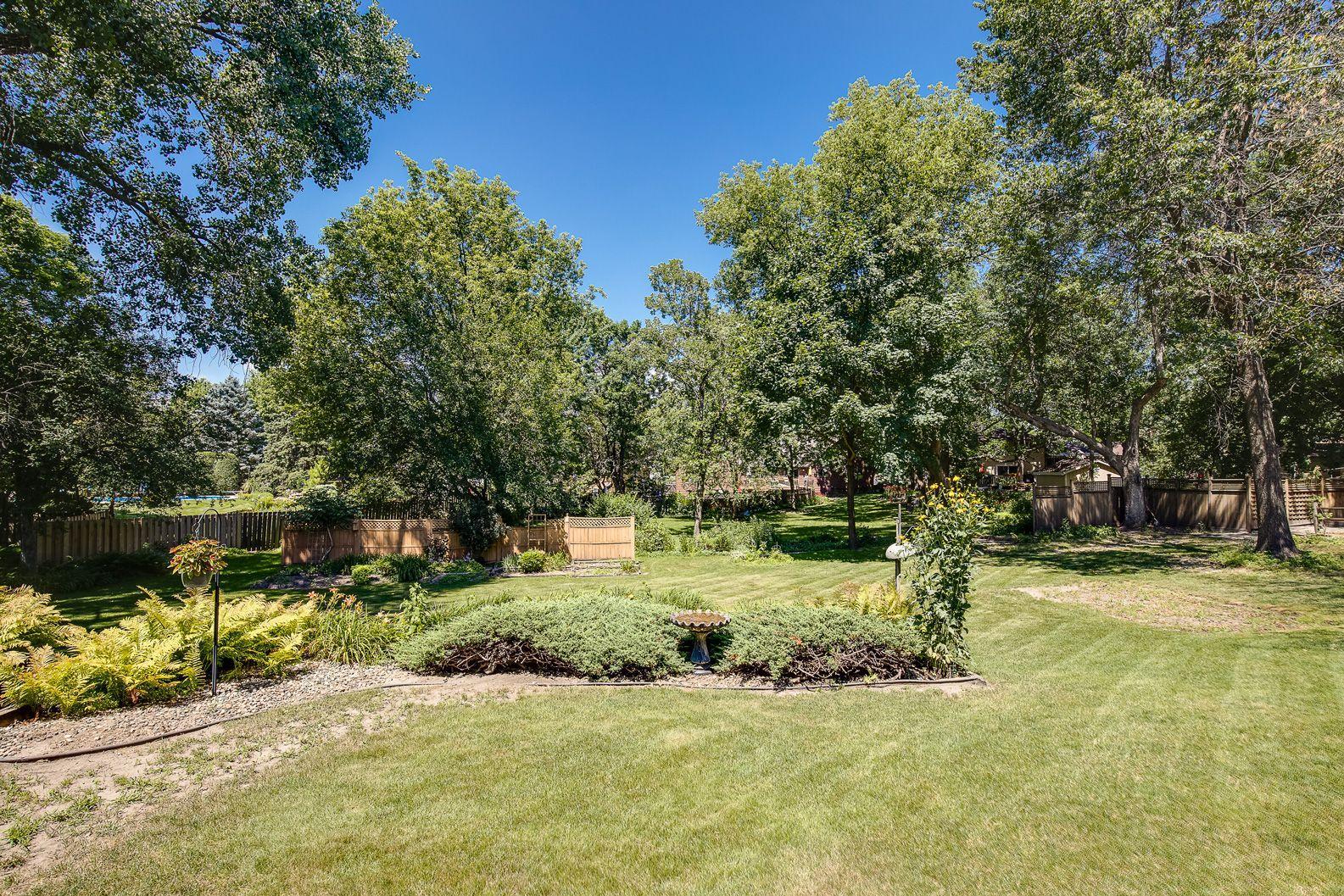 486 Rimrock Drive Apple Valley, MN 55124 - Photo 5 of 22 Gallery Image 5