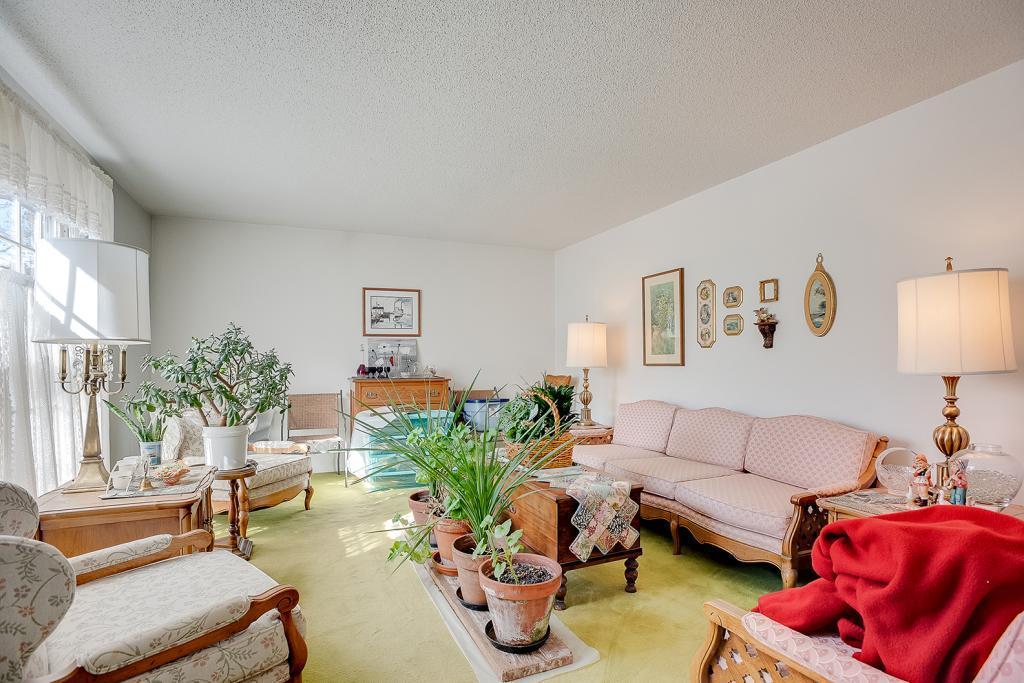 486 Rimrock Drive Apple Valley, MN 55124 - Photo 8 of 22 Gallery Image 8