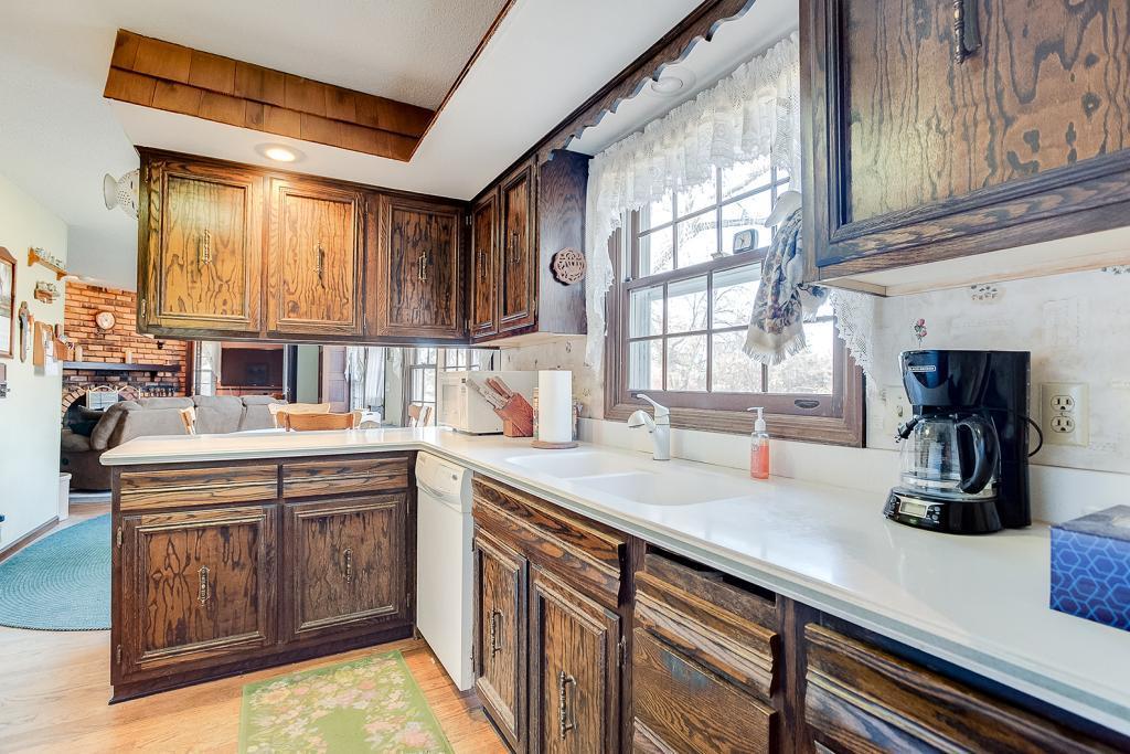 486 Rimrock Drive Apple Valley, MN 55124 - Photo 10 of 22 Gallery Image 10