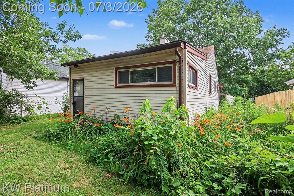 2139 Romeo Street Ferndale, MI 48220 - Photo 22 of 28