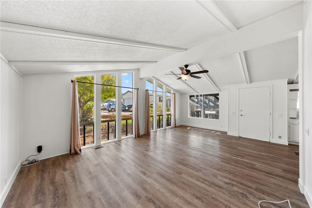 24386 Cornstalk Road Wildomar, CA 92595 - Photo 5 of 55 Gallery Image 5