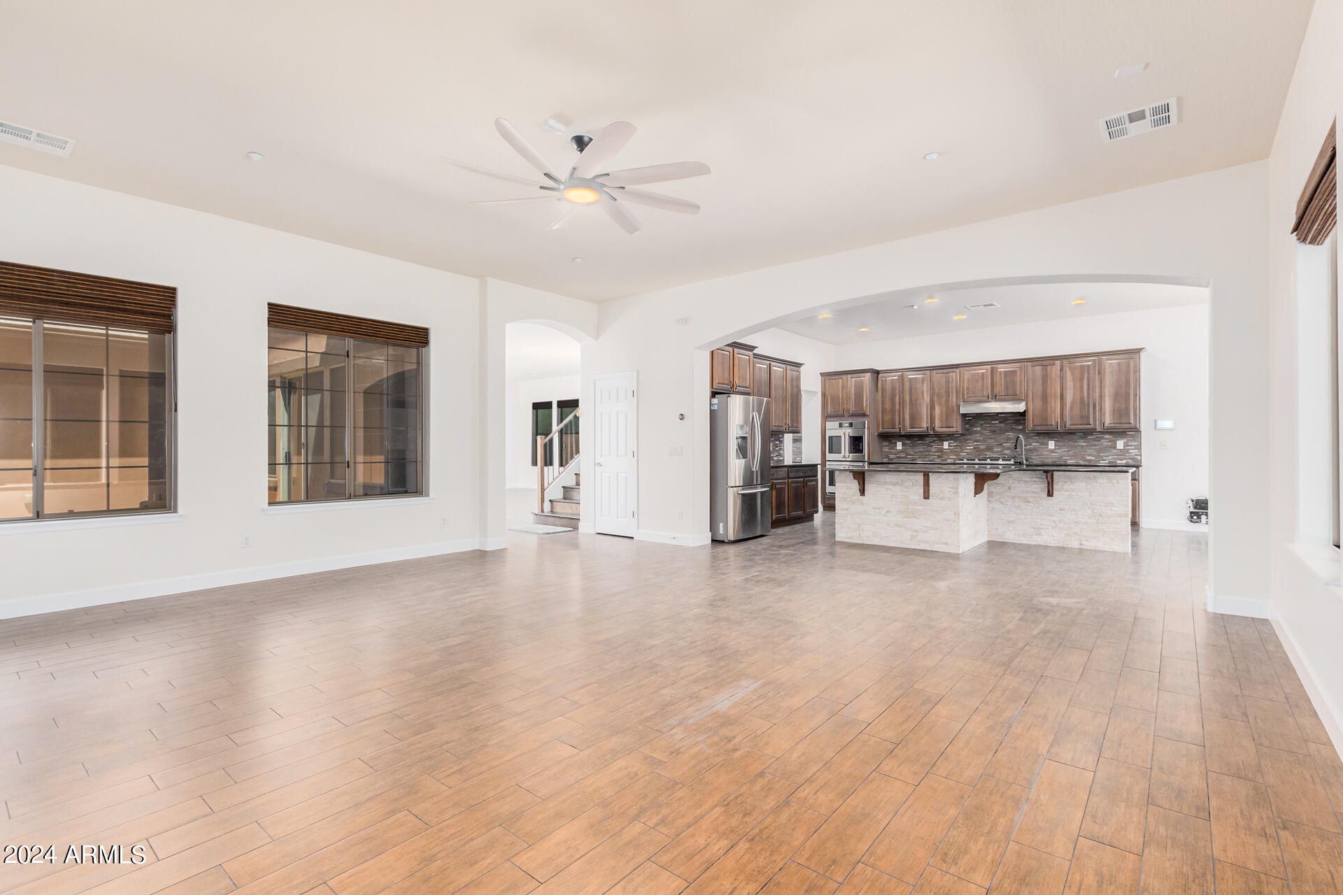 5713 West Rowel Road Phoenix, AZ 85083 - Photo 12 of 60 0010-10 - Rowel 5713