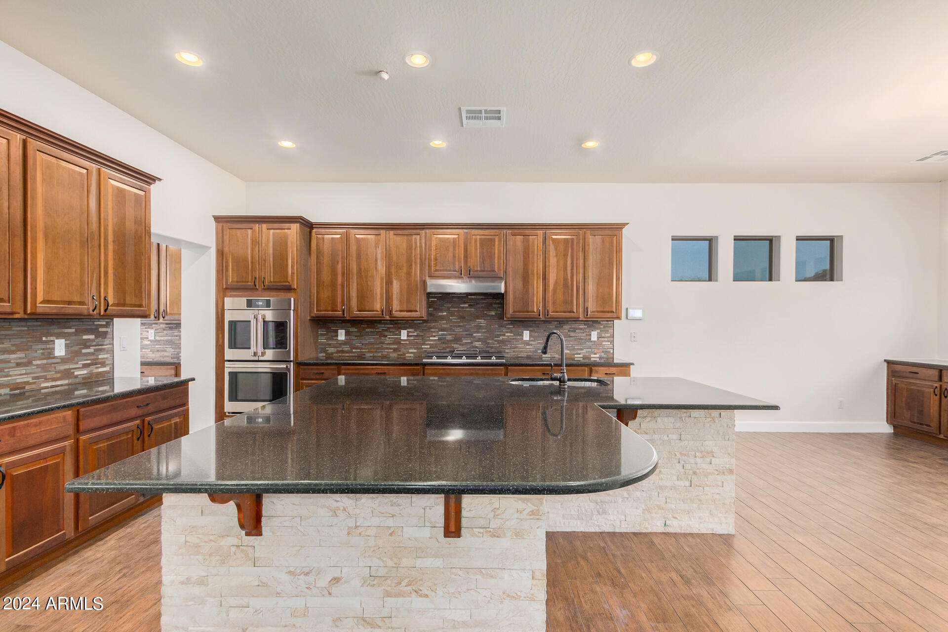 5713 West Rowel Road Phoenix, AZ 85083 - Photo 15 of 60 0014-14 - Rowel 5713