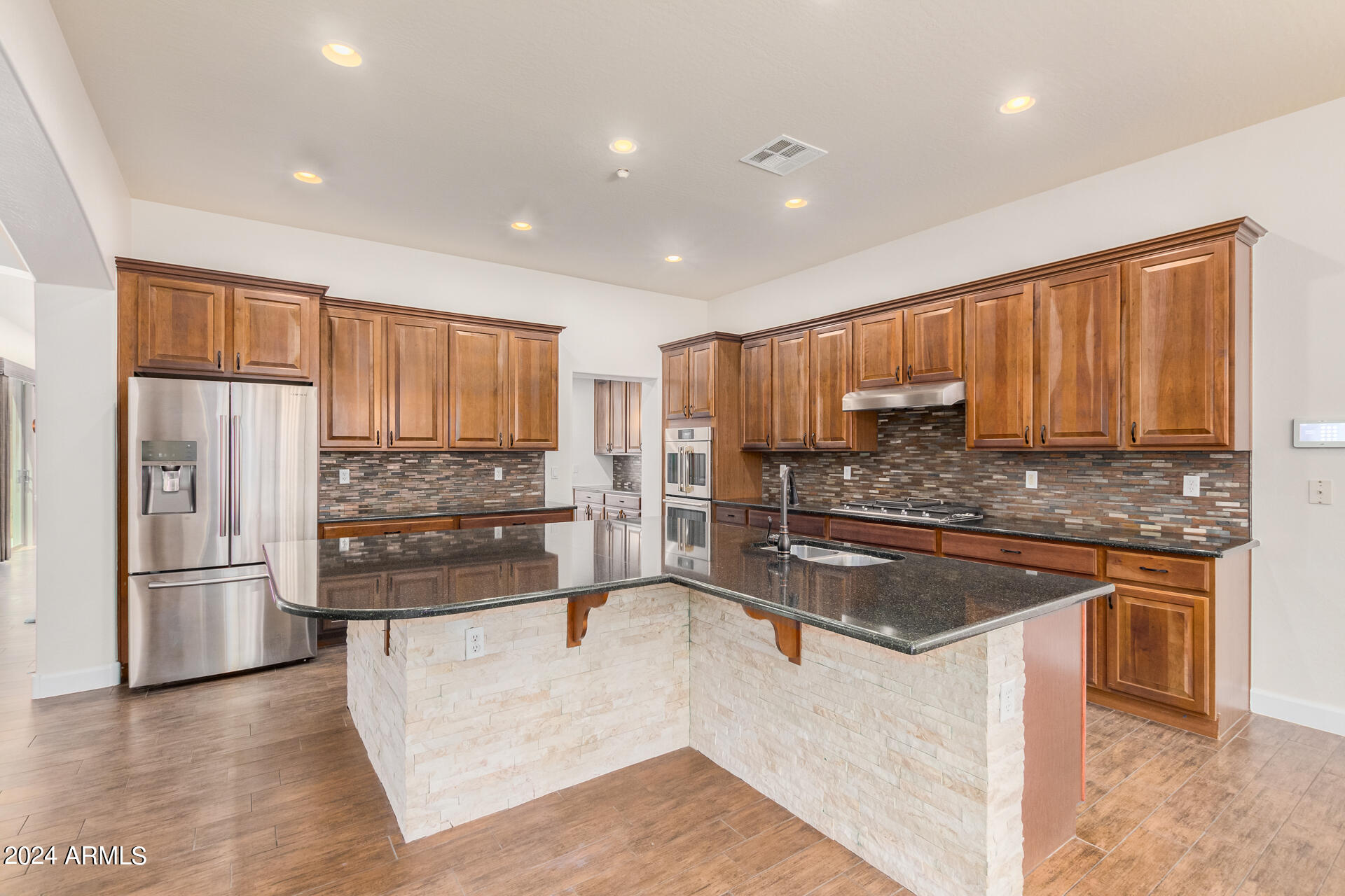 5713 West Rowel Road Phoenix, AZ 85083 - Photo 2 of 60 0013-13 - Rowel 5713