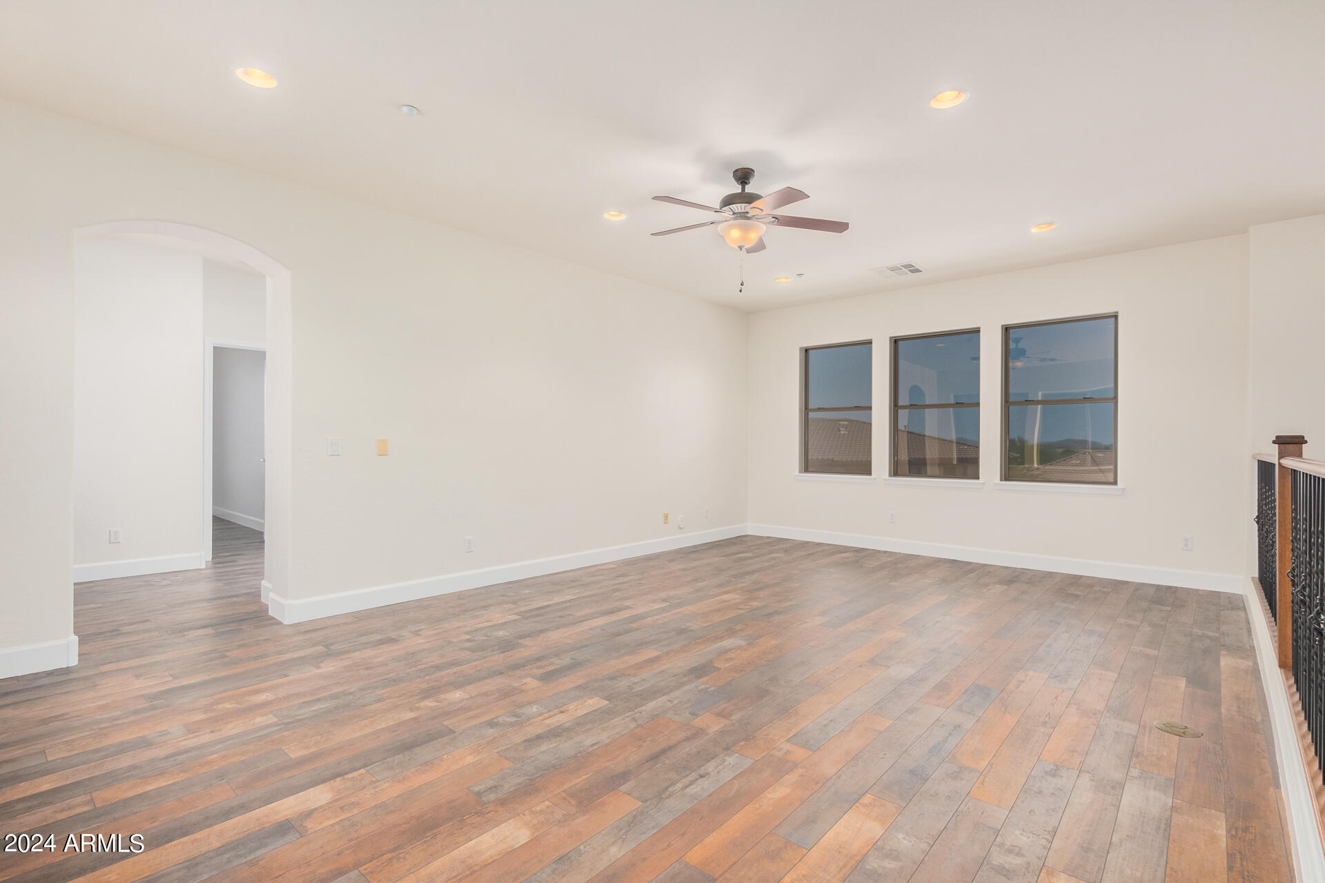 5713 West Rowel Road Phoenix, AZ 85083 - Photo 21 of 60 0048-48 - Rowel 5713