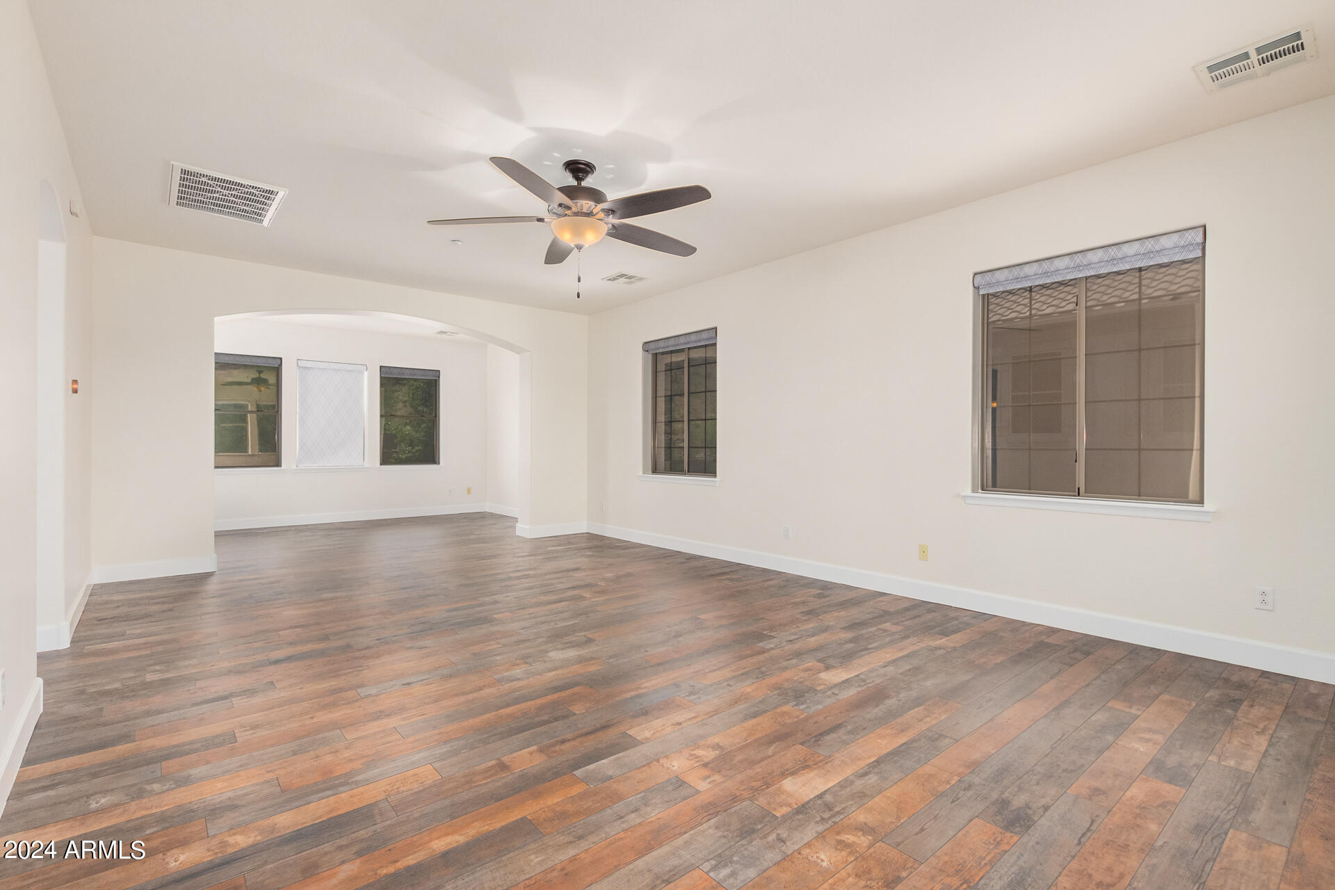 5713 West Rowel Road Phoenix, AZ 85083 - Photo 22 of 60 0019-19 - Rowel 5713