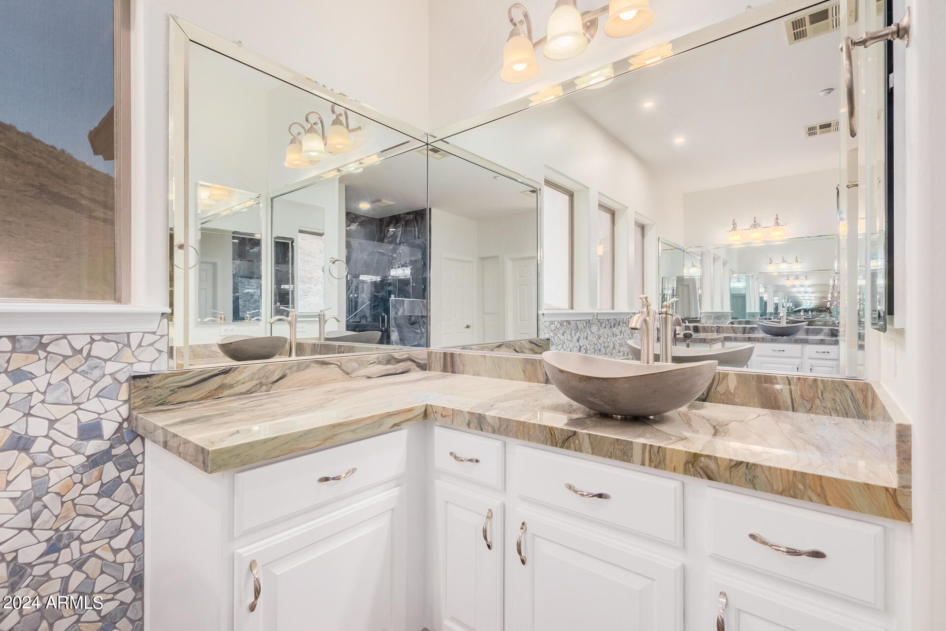 5713 West Rowel Road Phoenix, AZ 85083 - Photo 30 of 60 0027-27 - Rowel 5713